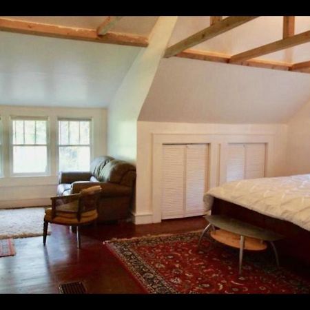 Country House On 1 Acre 4 Beds Great For Events Or A Quiet Weekend! Independence Exterior photo