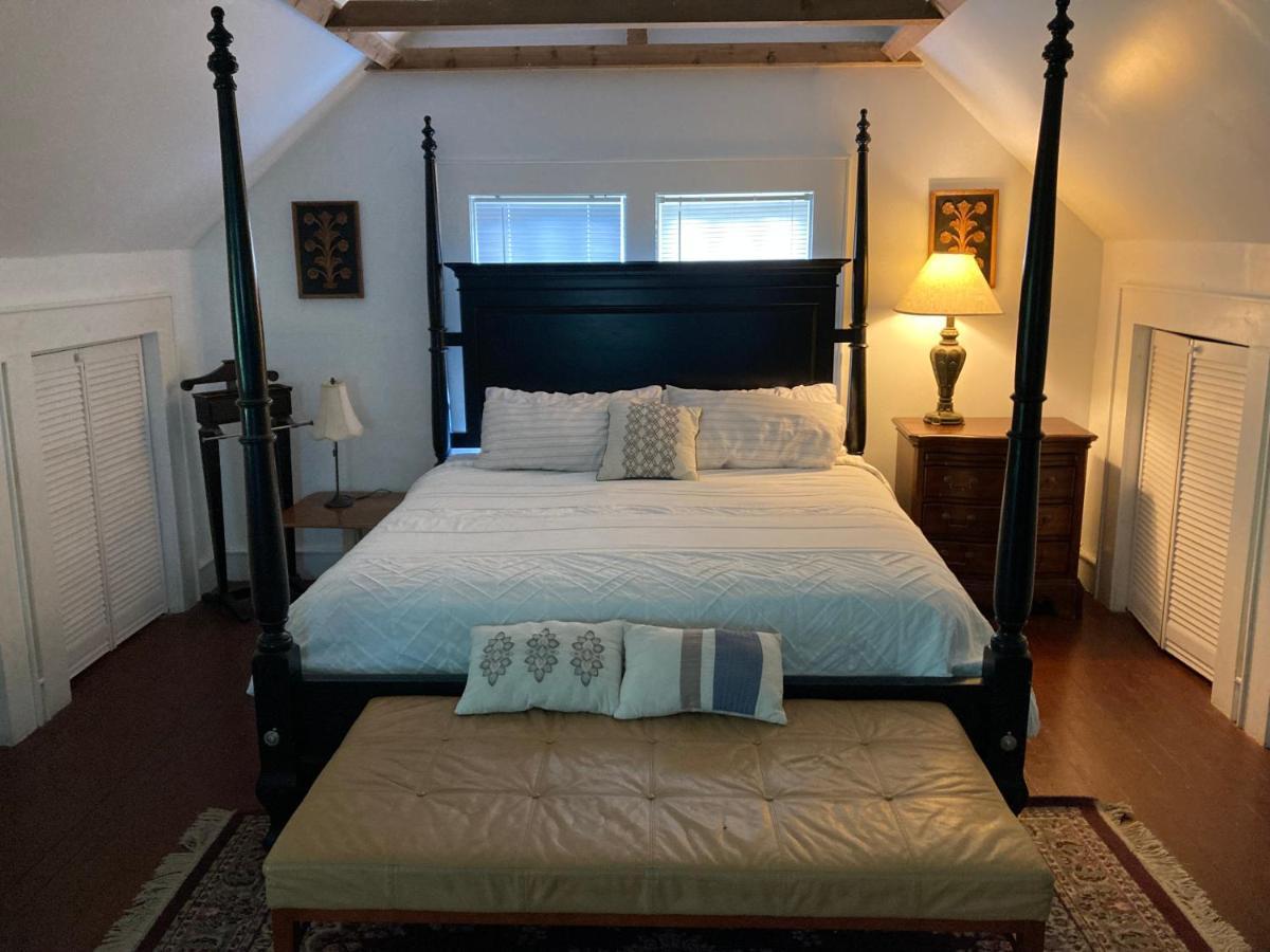 Country House On 1 Acre 4 Beds Great For Events Or A Quiet Weekend! Independence Exterior photo