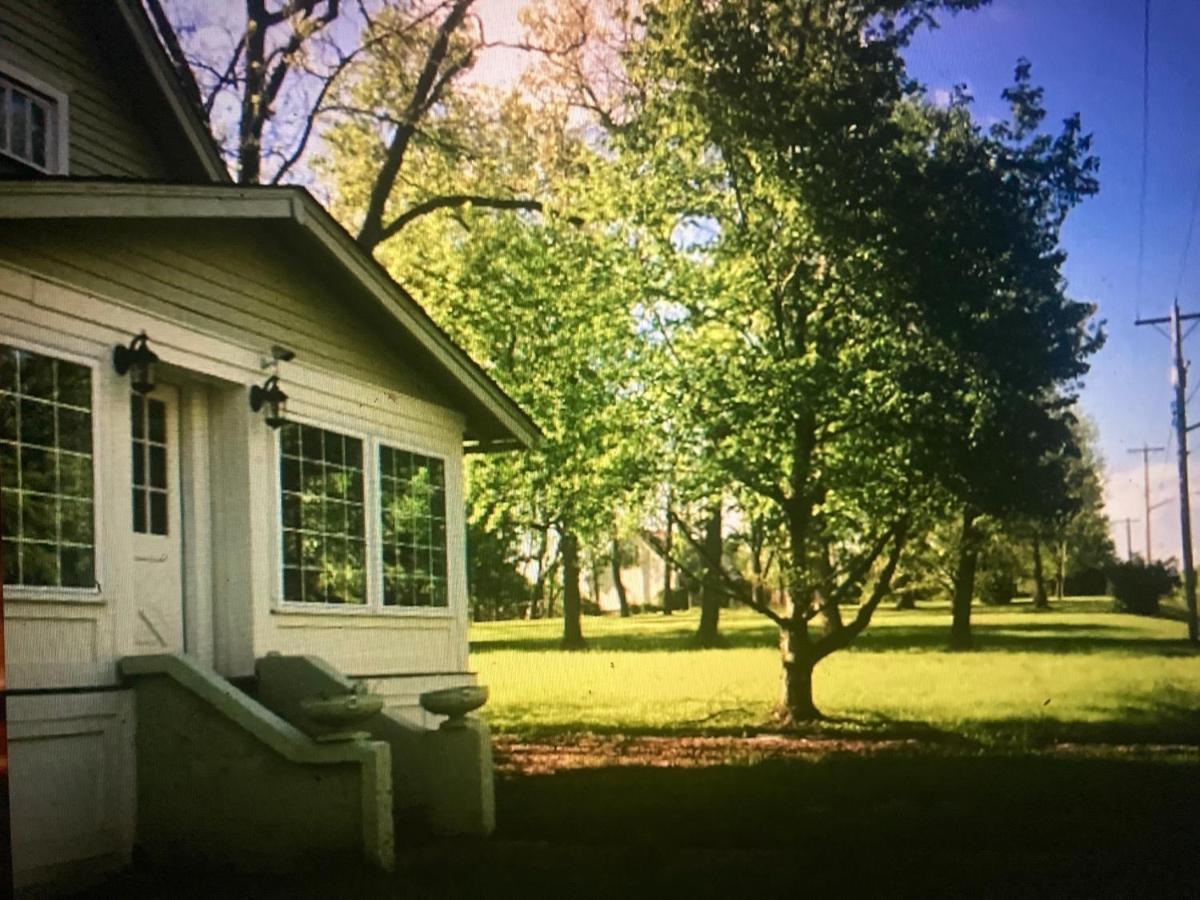 Country House On 1 Acre 4 Beds Great For Events Or A Quiet Weekend! Independence Exterior photo