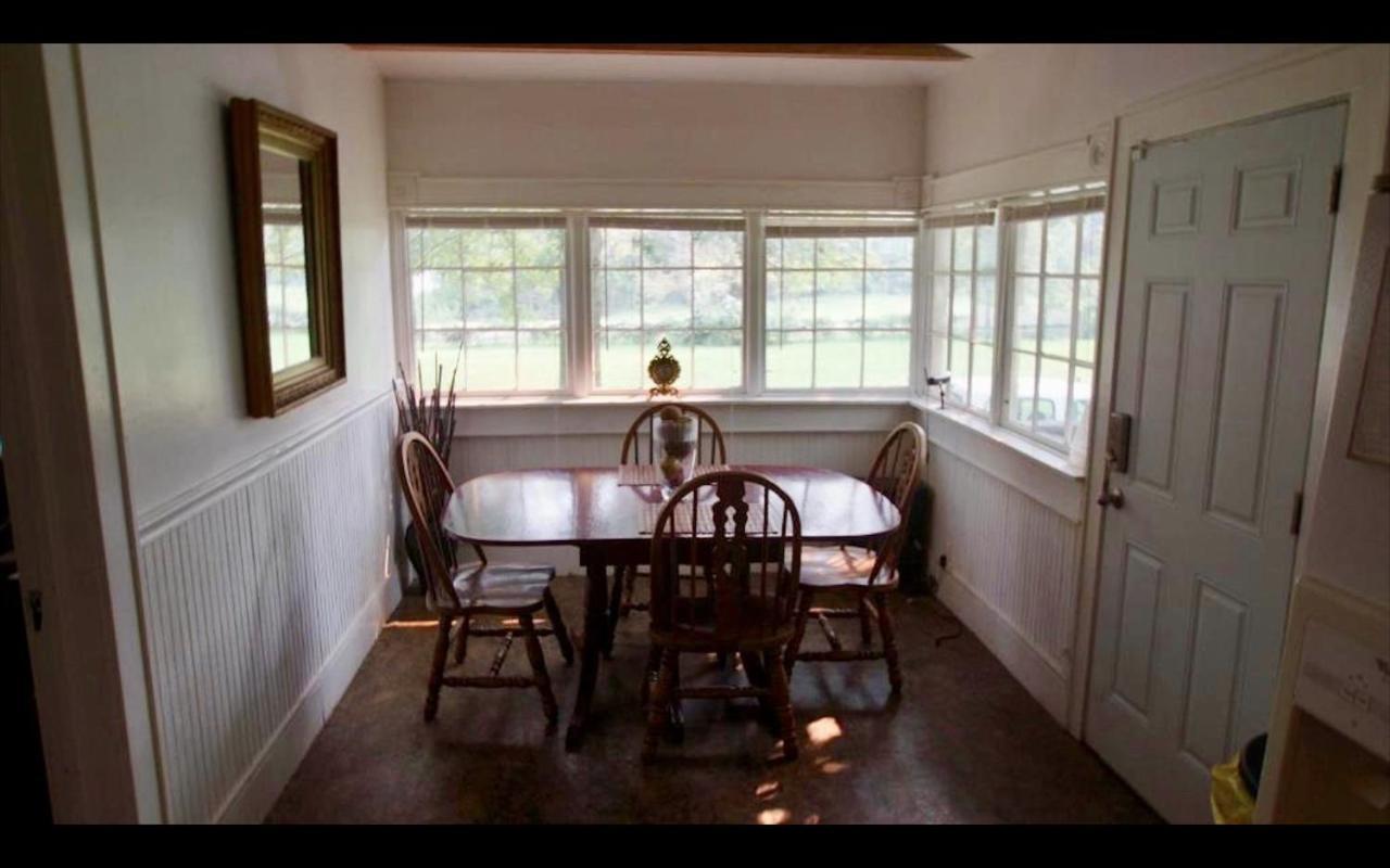 Country House On 1 Acre 4 Beds Great For Events Or A Quiet Weekend! Independence Exterior photo